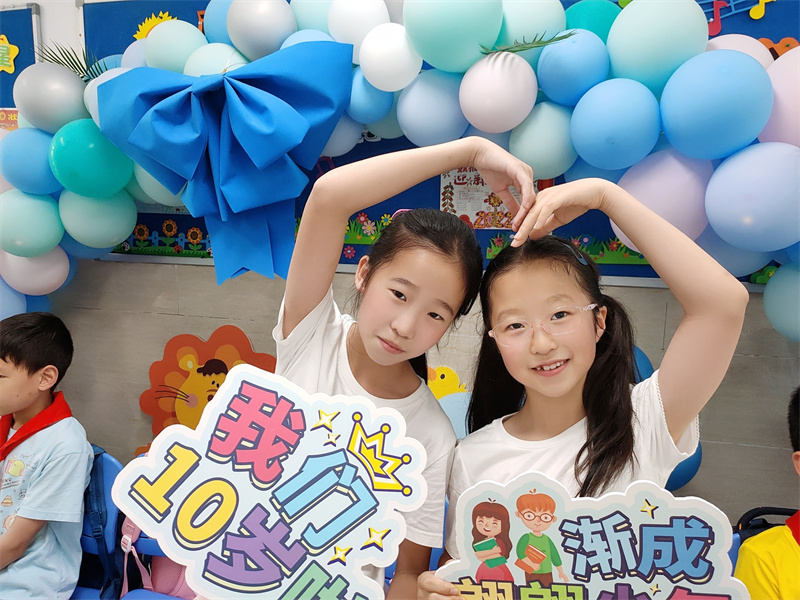a353b51d6bfc42bea27961b7f8ec0a07.jpg